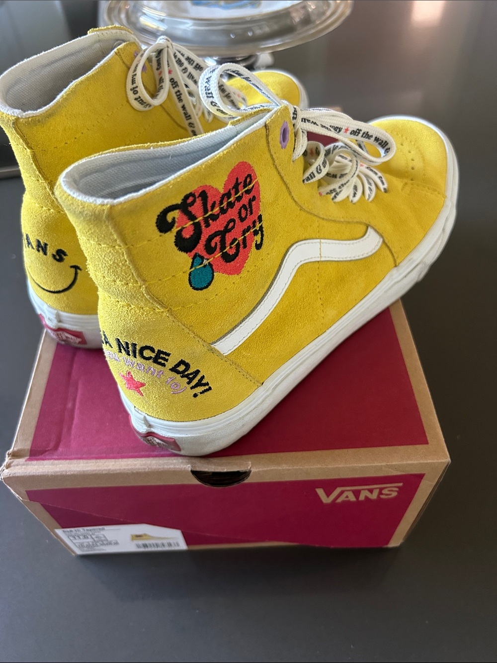 Vans Mens RADICALLY HAPPY High-Top Sneakers in Bright Yellow with White Stripe